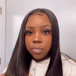 Meet your Posher, Daniya